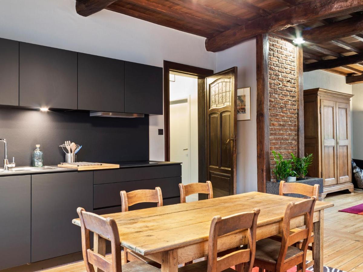 Stylish Apartment In Dinant Near The Maas Bagian luar foto