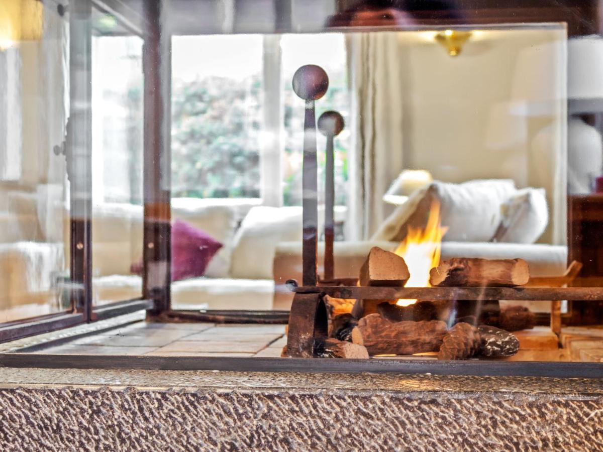 Stylish Apartment In Dinant Near The Maas Bagian luar foto